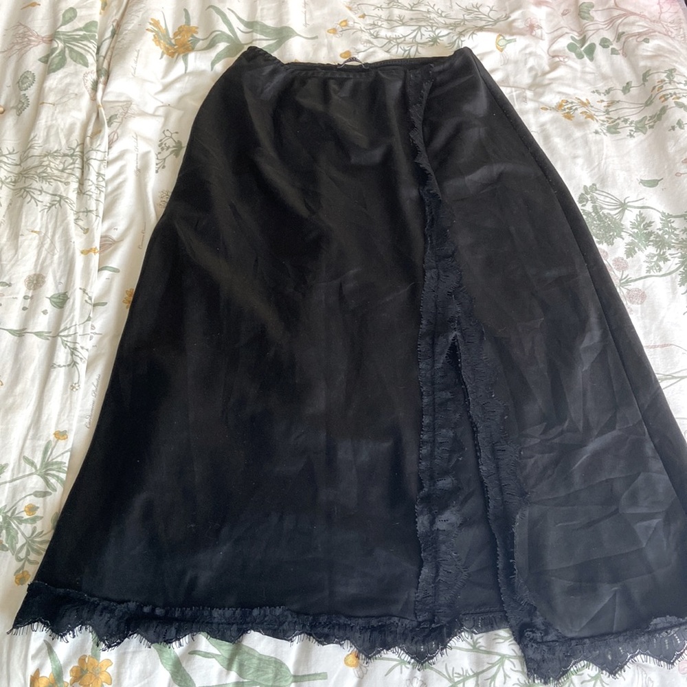 Midi black elegance